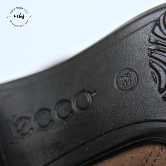 Ecco Leann Buckle Matte Leather Heeled Ankle Boots - Picture 15 of 15